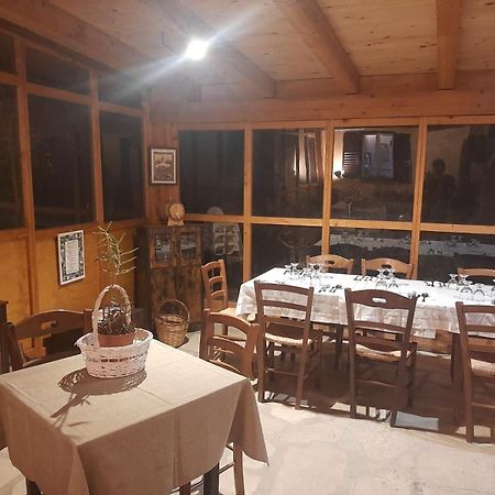 Agriturismo Terra Di Pace ノート エクステリア 写真