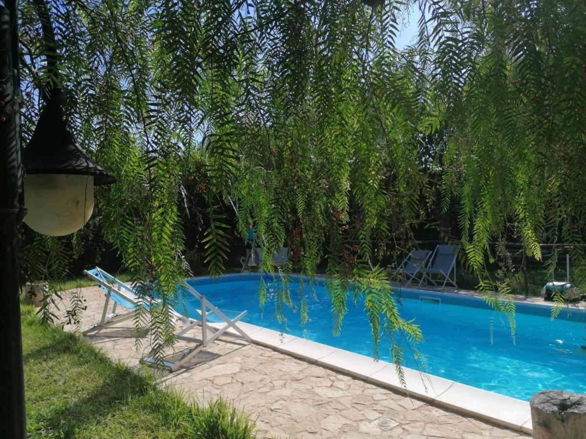 Agriturismo Terra Di Pace ノート エクステリア 写真