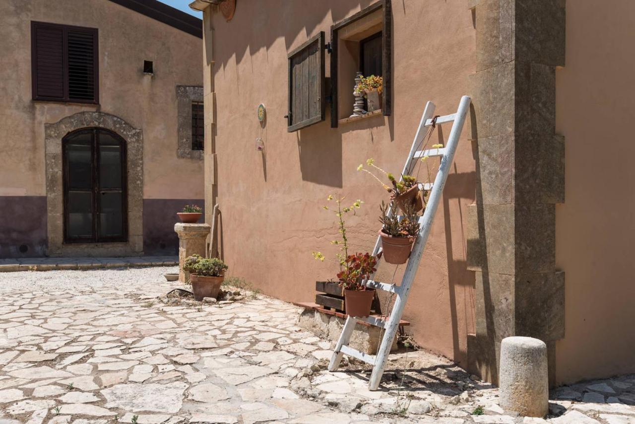 Agriturismo Terra Di Pace ノート エクステリア 写真