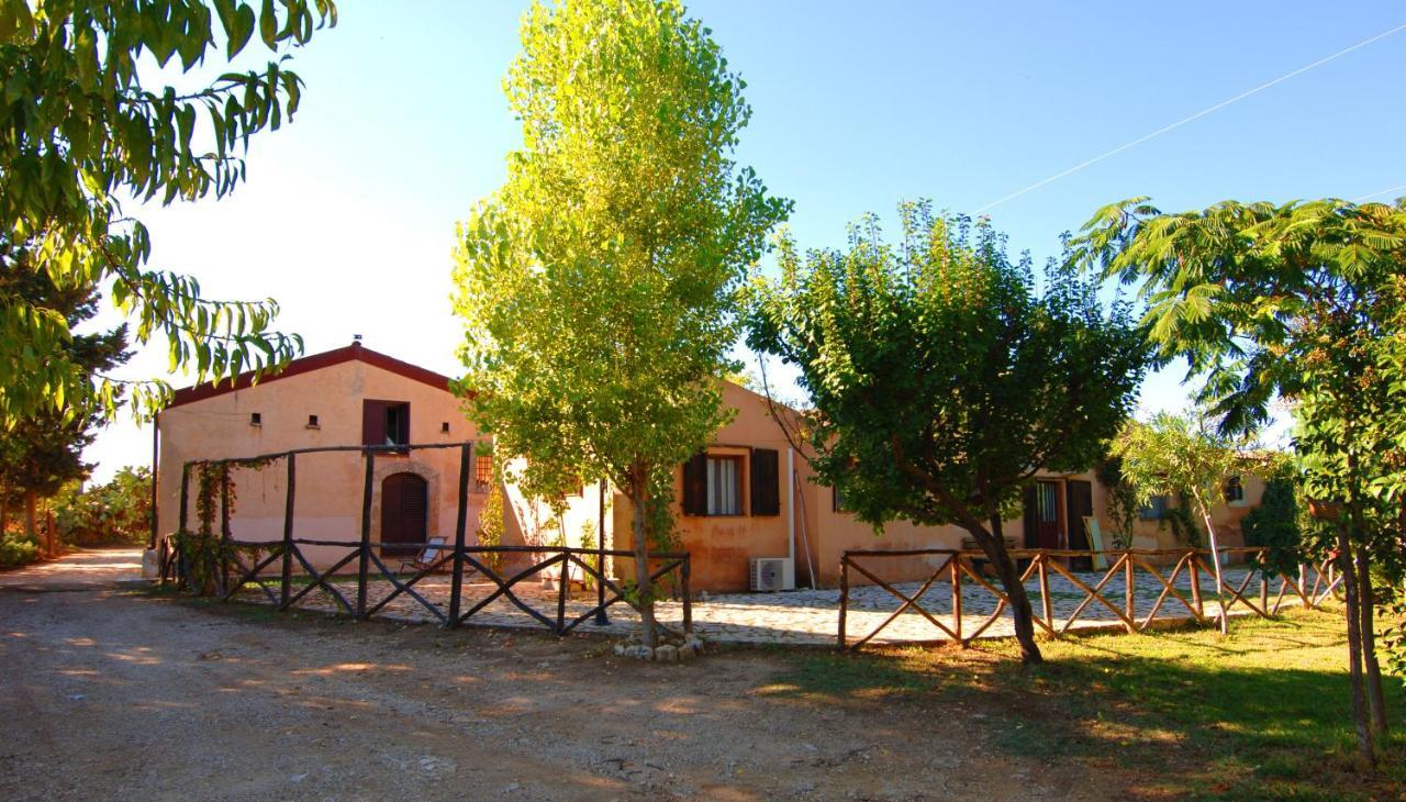 Agriturismo Terra Di Pace ノート エクステリア 写真