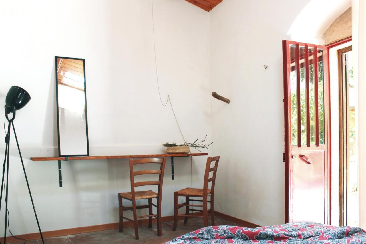 Agriturismo Terra Di Pace ノート エクステリア 写真