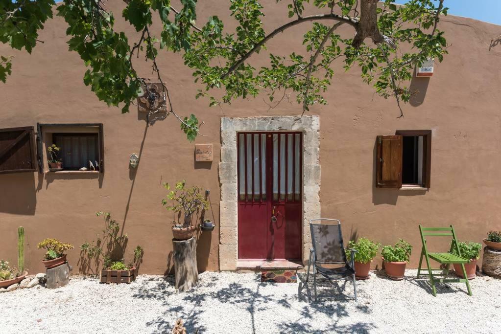 Agriturismo Terra Di Pace ノート エクステリア 写真